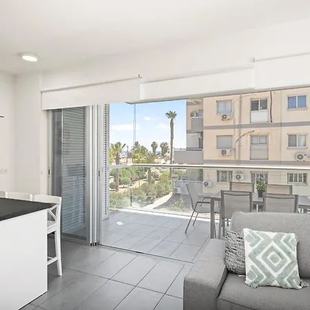Mackenzie Urban 2 Bedroom Lejlighed *