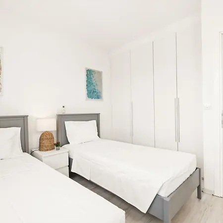 Mackenzie Urban 2 Bedroom